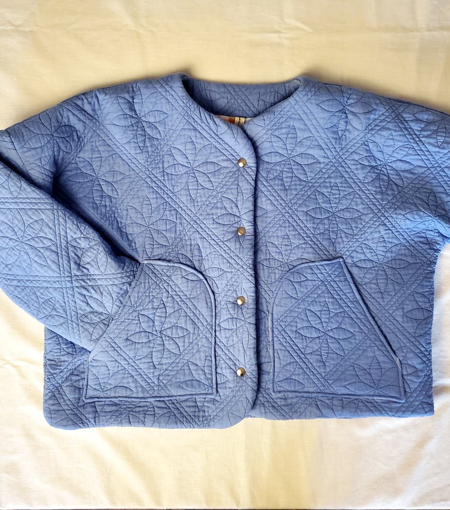 Veste bleue matelassée